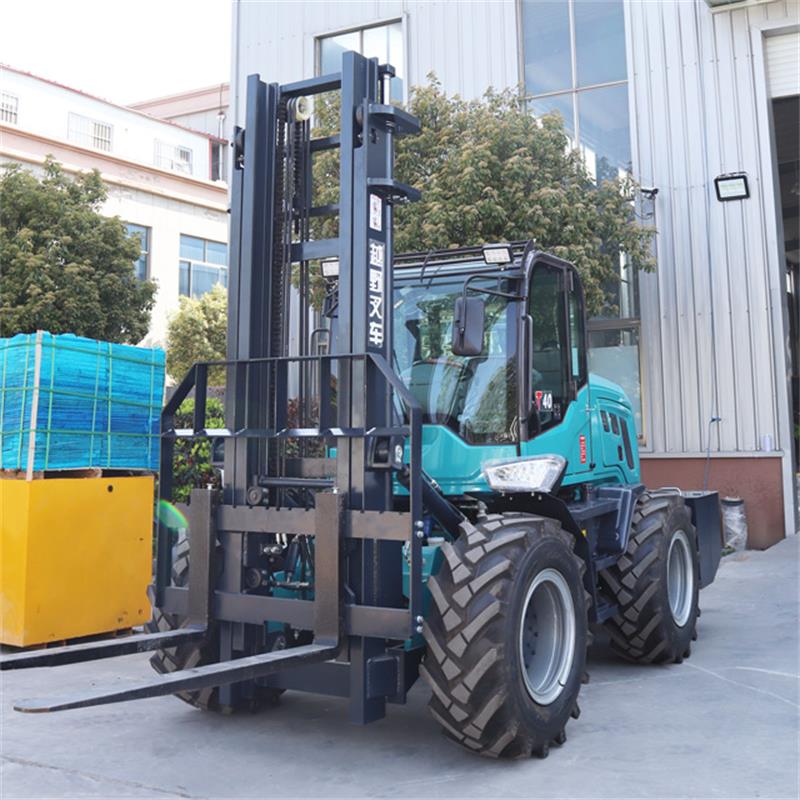 Forklift Medan Kasar 4 Ton