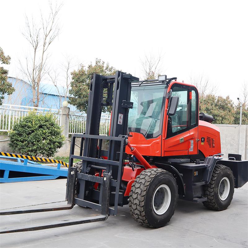 Forklift Medan Kasar YC-T30